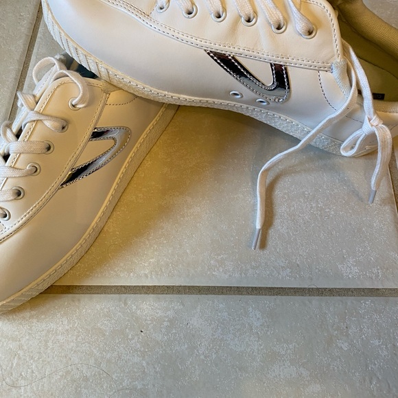 Brand new Tretorns! Never worn! - Picture 3 of 3